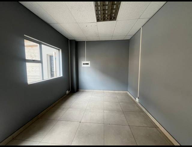 BUSINESS PROPERTY TO RENT IN SUNDERLAND RIDGE